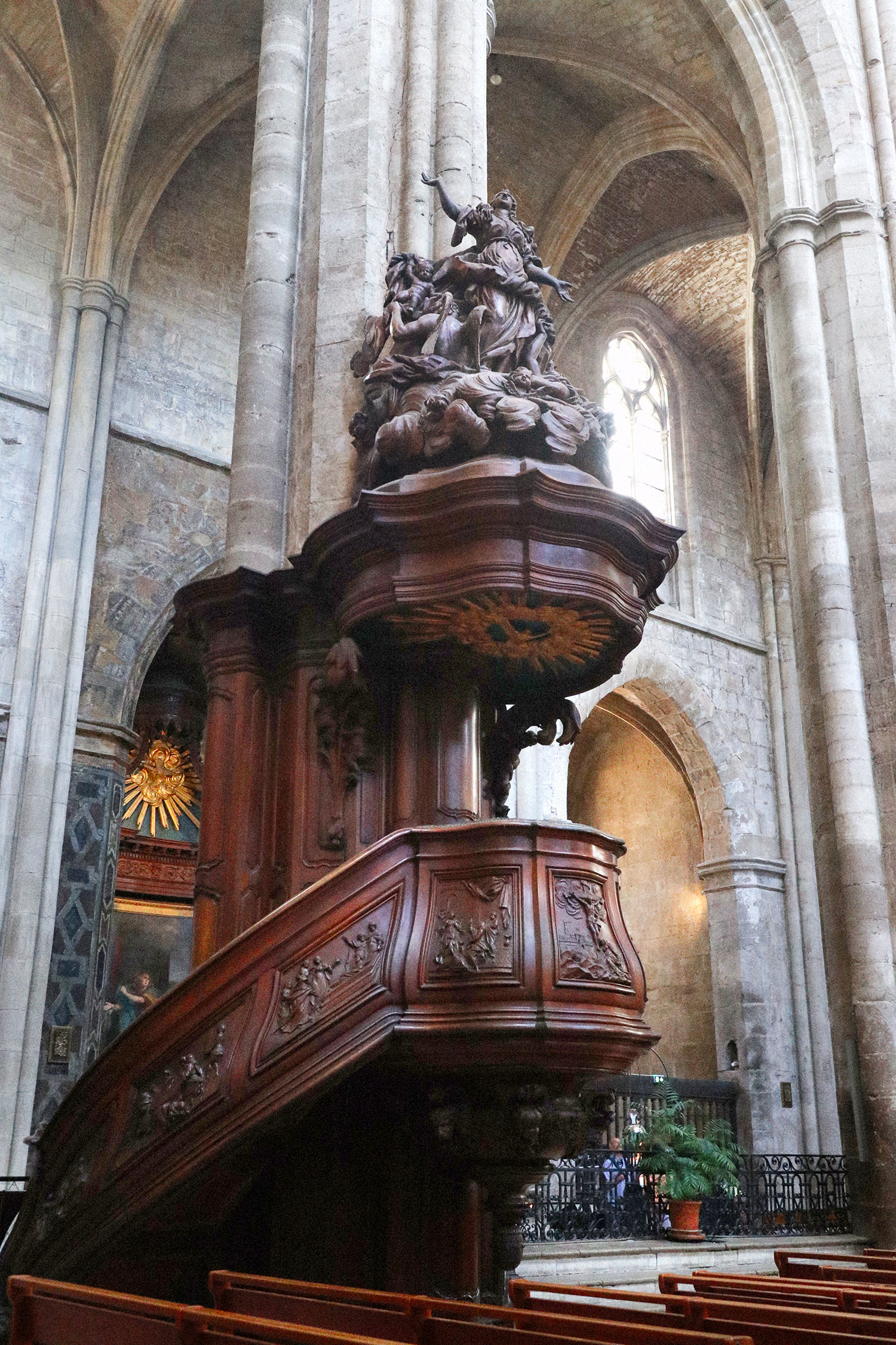Shepelavy_Paris_Pulpit_Mary_Magdaline