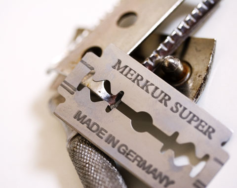 Uppercase_Shaving_4